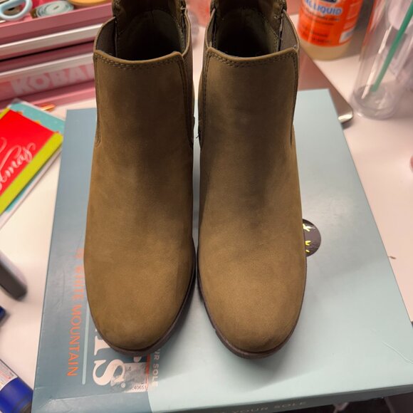 Cliffs Olive Green Wedge Booties Percy Size 6.5 M Leather Like New With Box - Picture 7 of 7